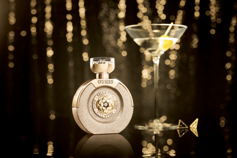 6 Essential Fragrance Gifting Tips For the Holiday Season