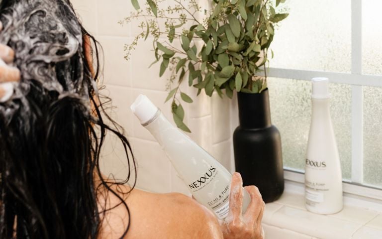 The Best Ingredients for a Personalized Hair Routine