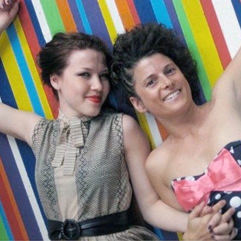 Winnipeg: Party arty with Melissa and Niki