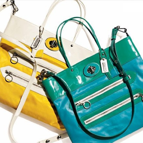 Poppy blooms at Coach