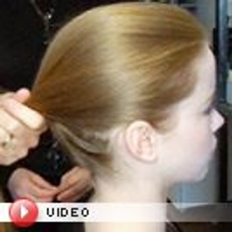 Video Beauty 101: The smooth (not slick) ponytail
