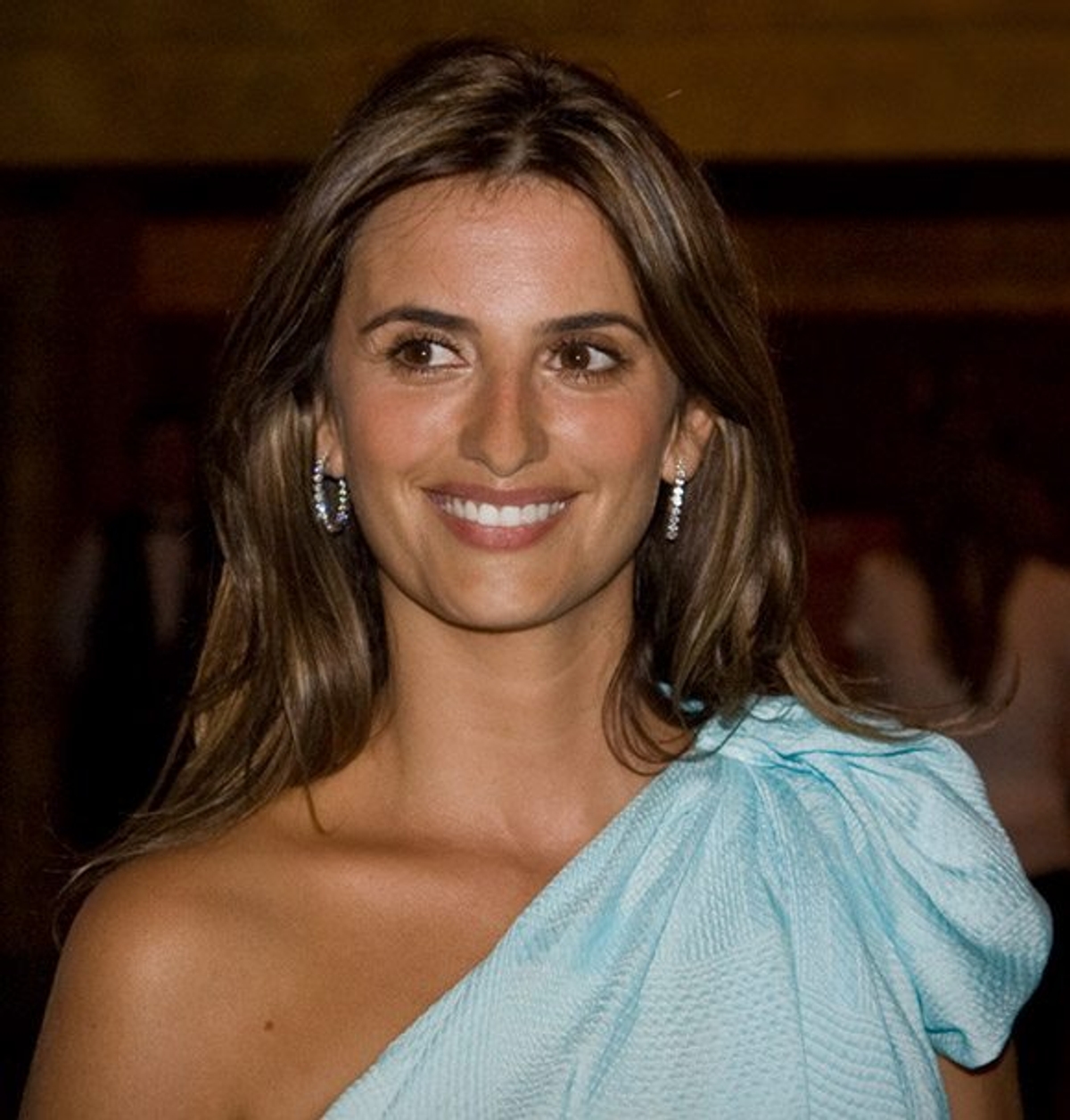 Gallery: Penélope Cruz at the premiere of Broken Embraces