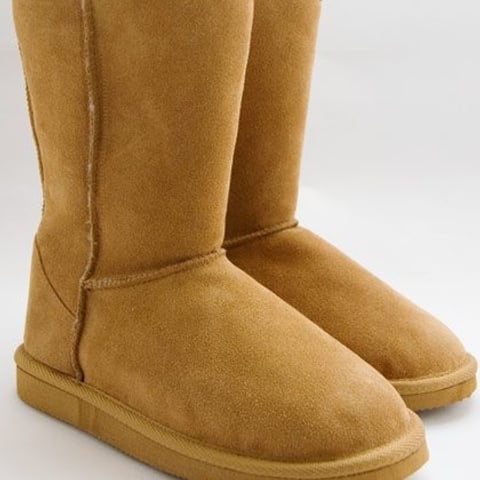 The daily steal: Snow bunny boots, $49