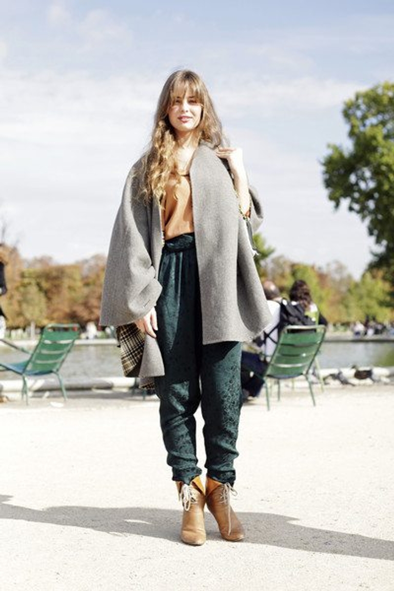 Paris street style: Caped crusader