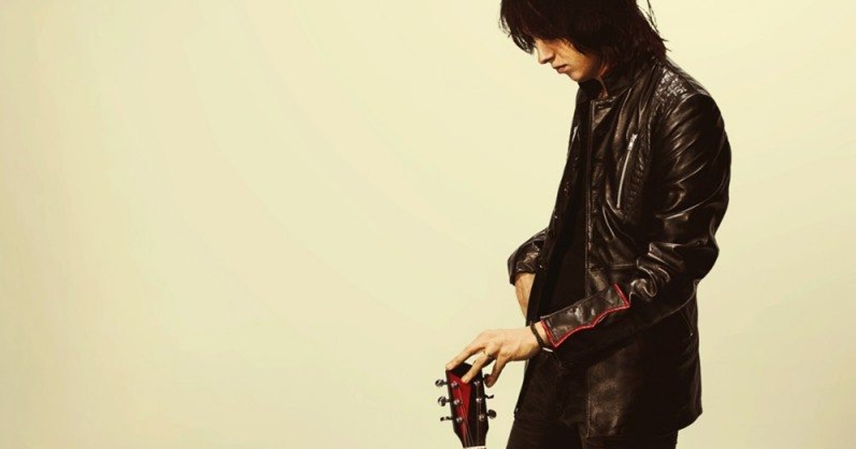 Julian Casablancas / Phrazes for the〜 Julian Casablancas - Phrazes For The Young - Amazon.com Music