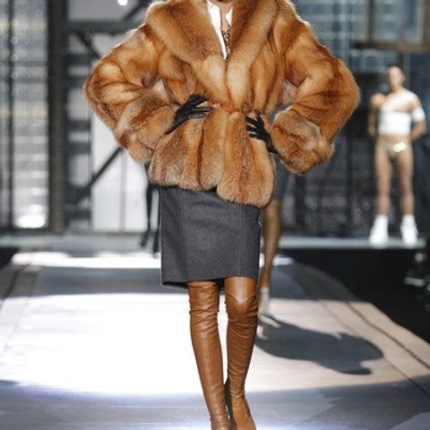 Milan: Early-morning dominatrixes at Dsquared