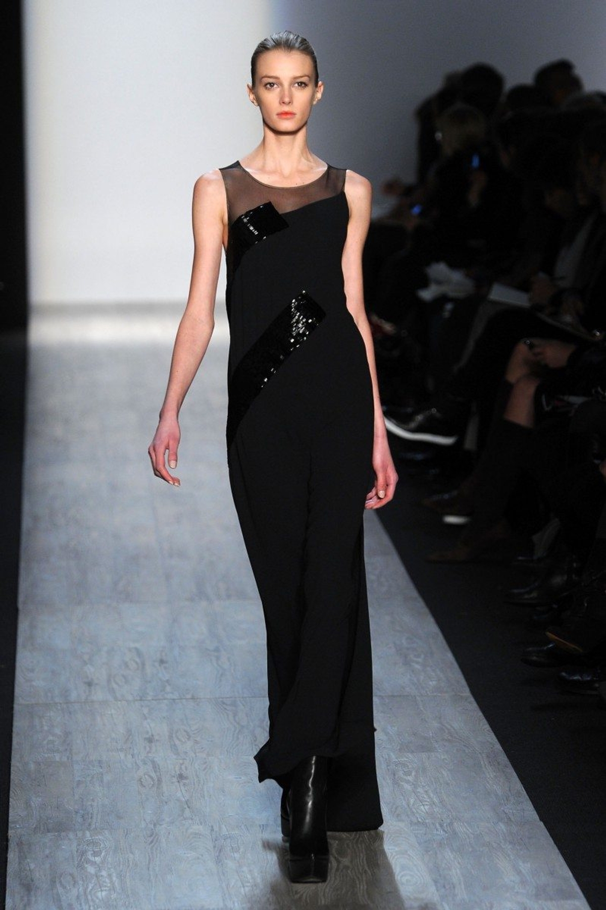 MAX AZRIA Fall 2010. Photo via image.net