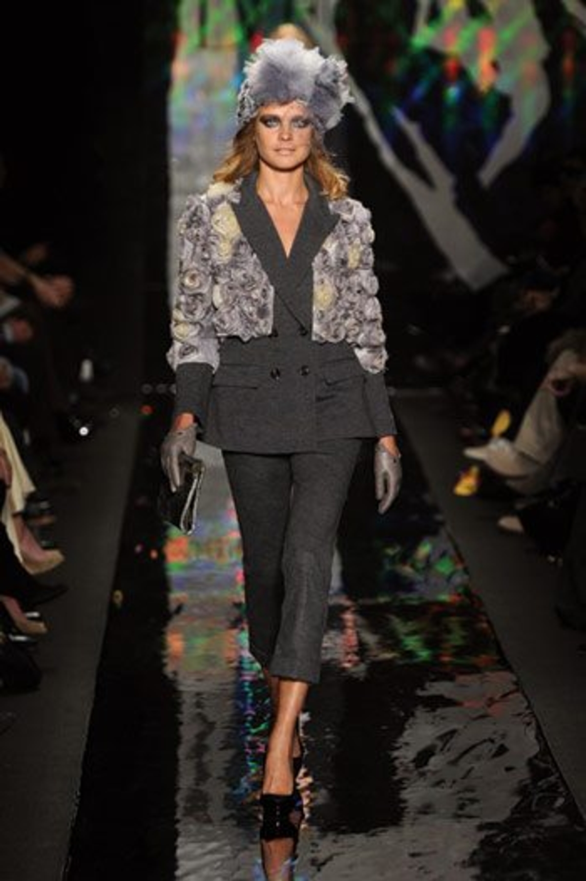 DIANE VON FURSTENBERG Fall 2010. Photography via Image.net