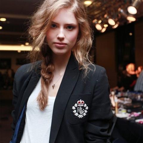 Backstage beauty: Side braids and dusty rose beauty at Pink Tartan