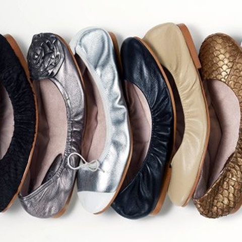 The daily steal: Leather ballet flats, $60