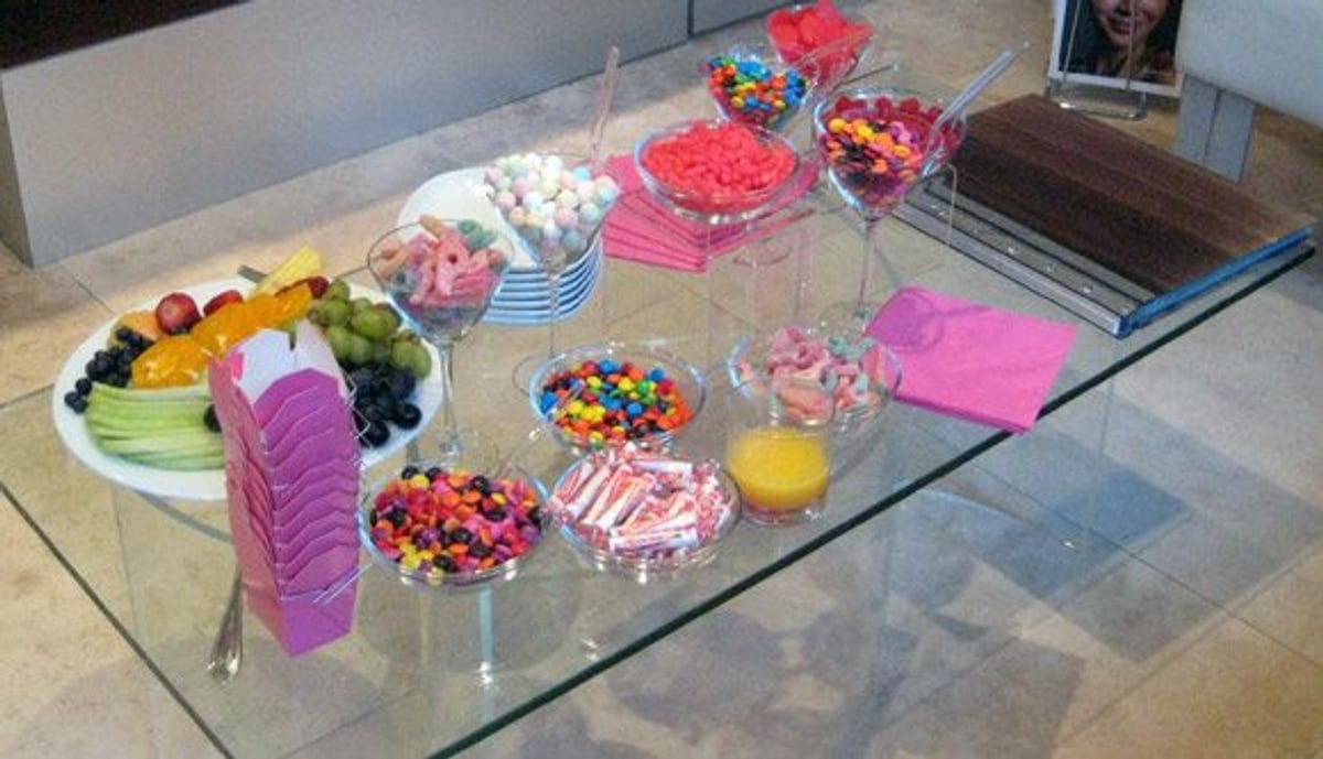 Toronto: Taking girls' night in out to the salon