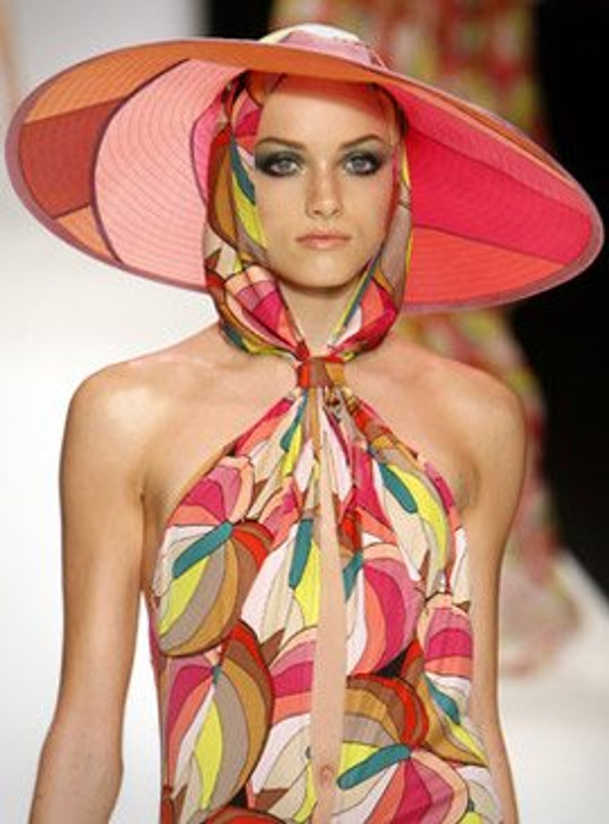 ISSA Spring 2010. Photography by Peter Stigter