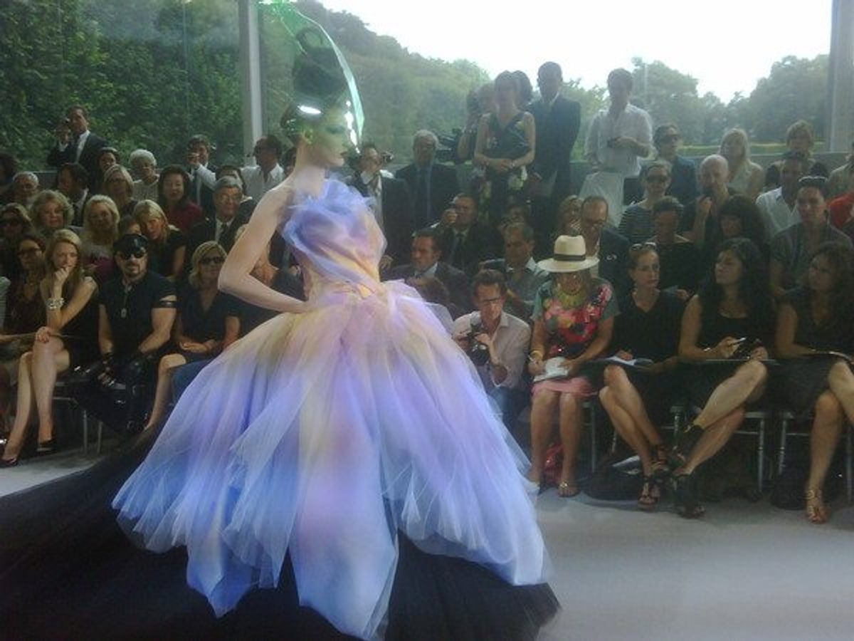 "Heart-stoppingly beautiful satin and tulle extravaganzas!" Jeanne Beker tweets