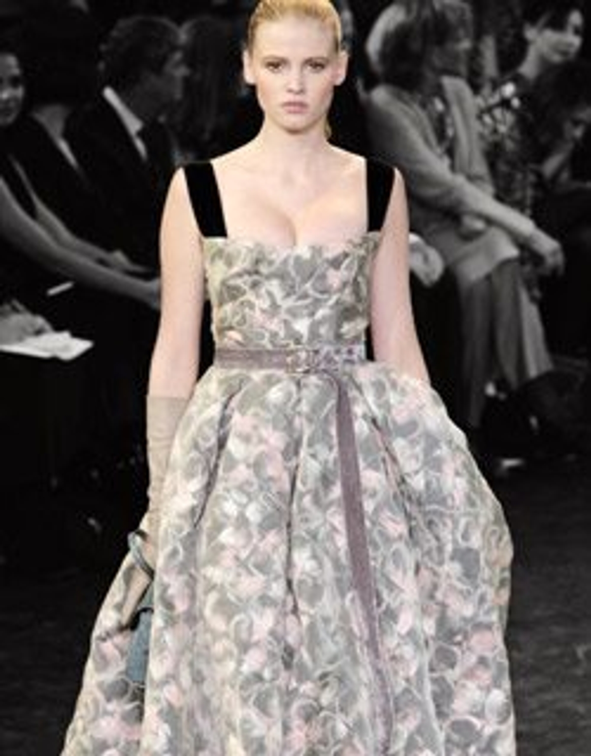 LOUIS VUITTON Fall 2010. Photography by Peter Stigter