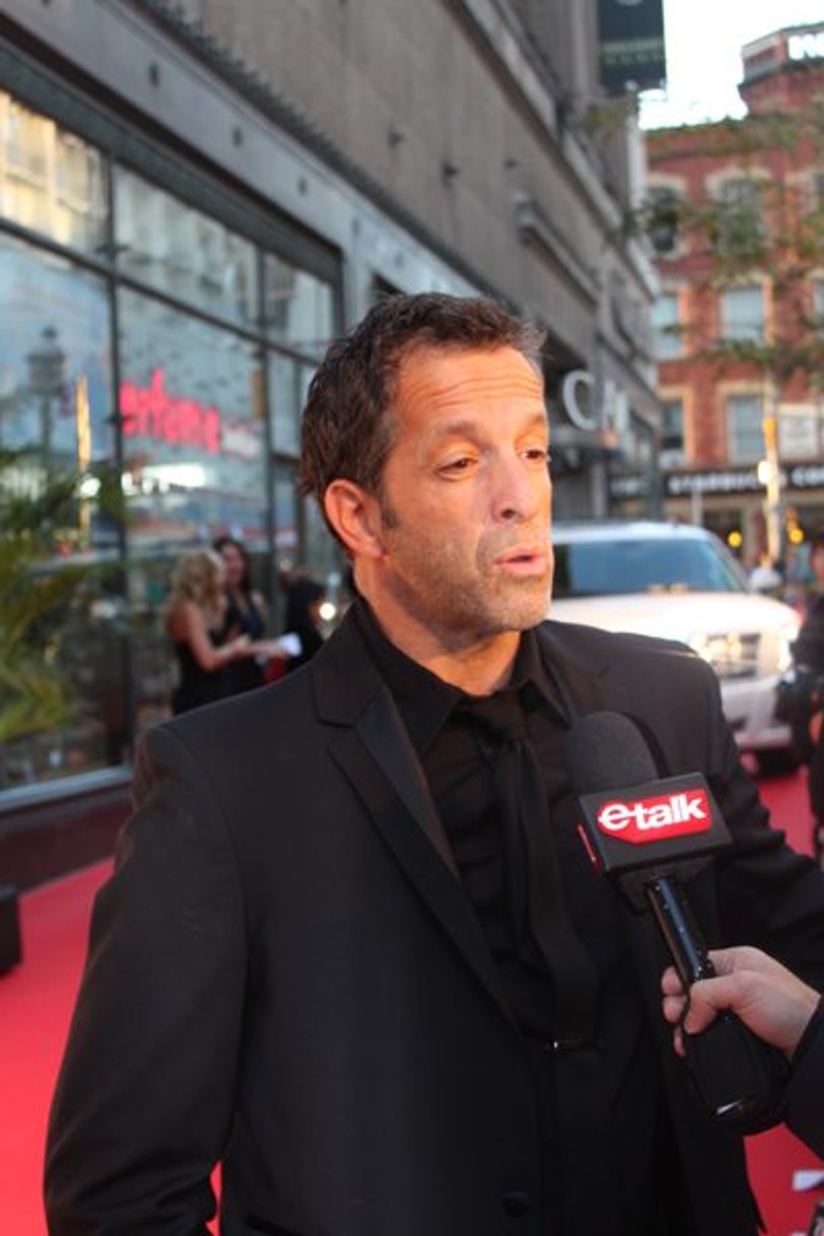 Kenneth Cole on the red carpet. Photography by Elli Stuhler