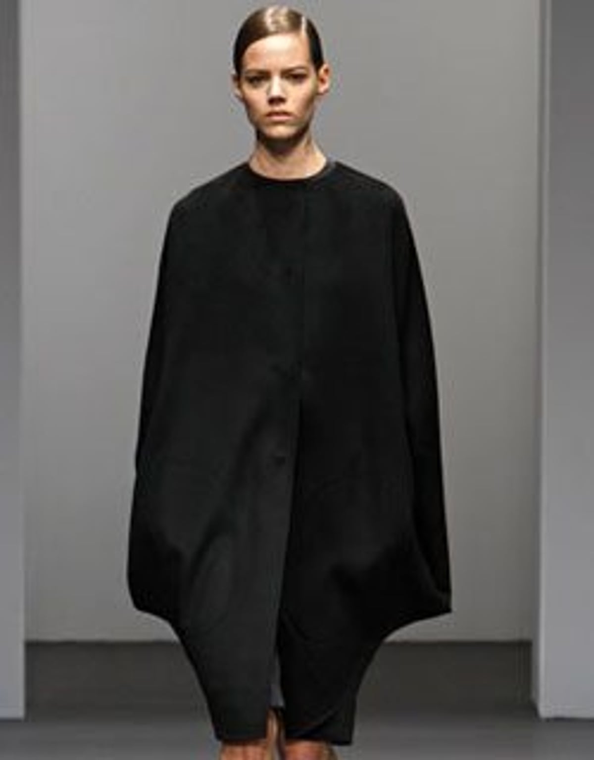 CALVIN KLEIN Fall 2010. Photography by Peter Stigter