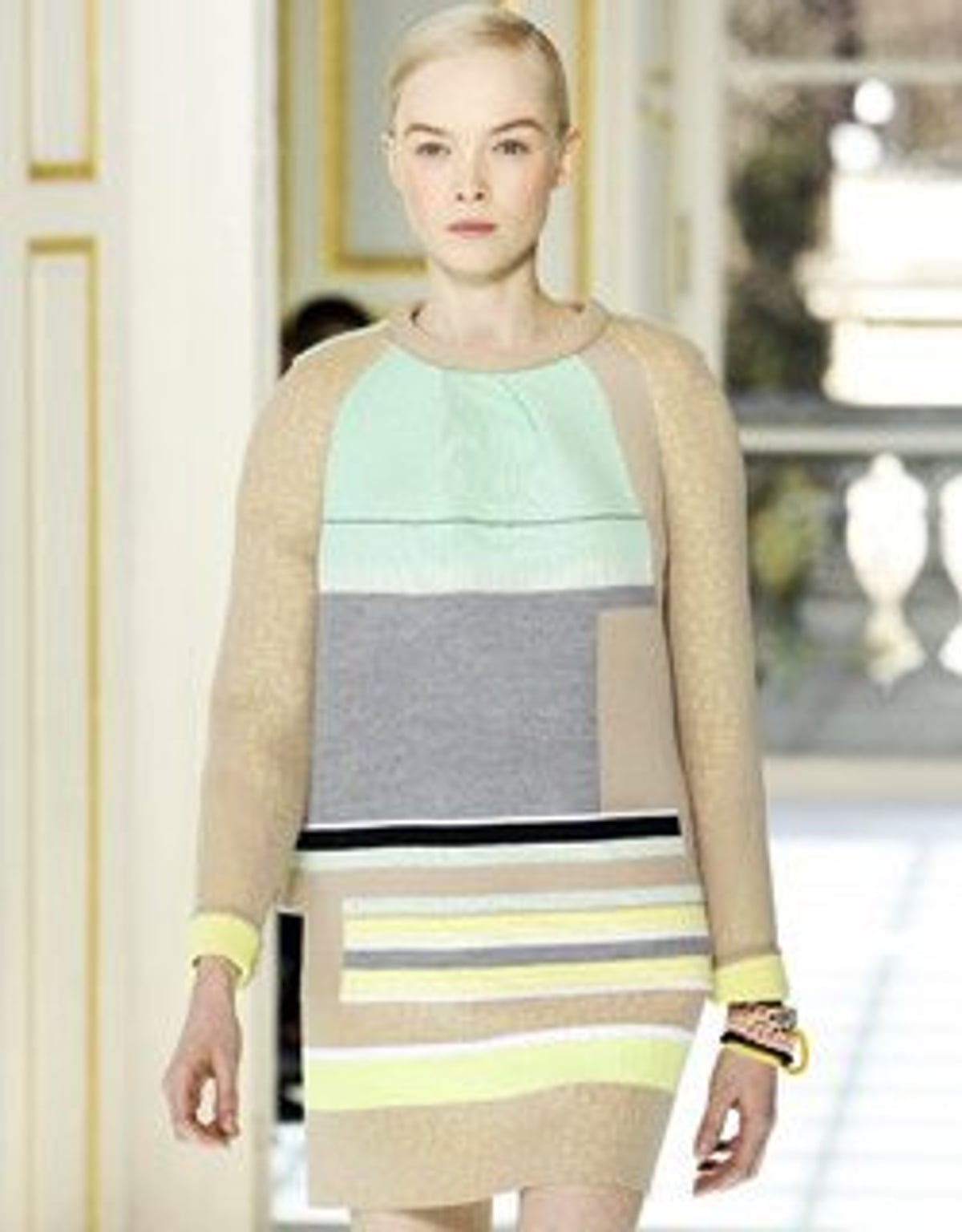 BALENCIAGA Fall 2010. Photography by Peter Stigter