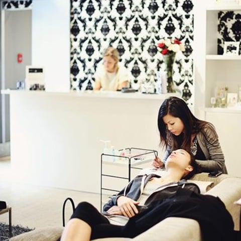 Vancouver beauty pick: Noir Lash Lounge