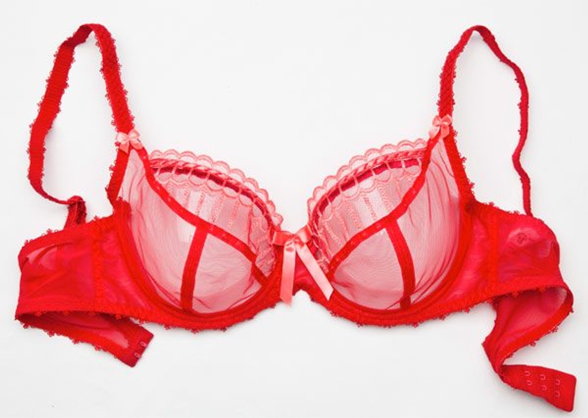 11 sweet & sexy additions to your lingerie arsenal