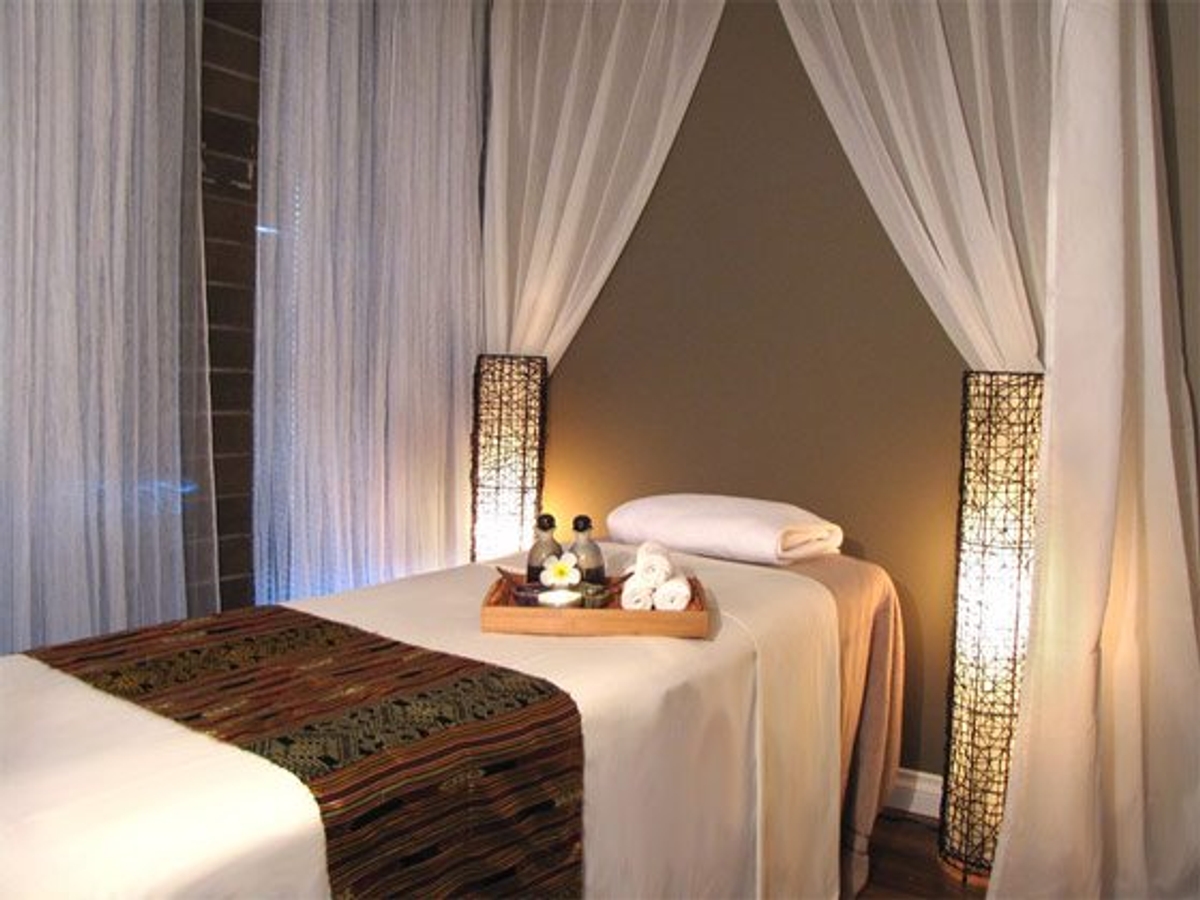 Vancouver: Escape the holiday scrum with a massage at Smile Thai