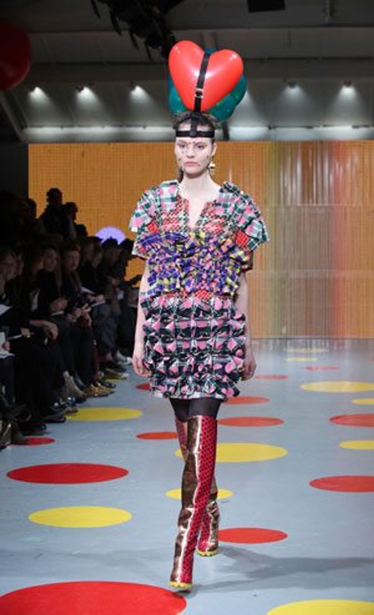 feb11-lfw-louisegray