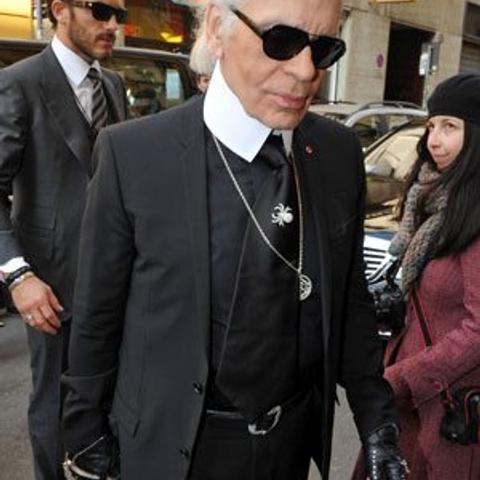 Fashion news: Karl Lagerfeld is “furious” with John Galliano