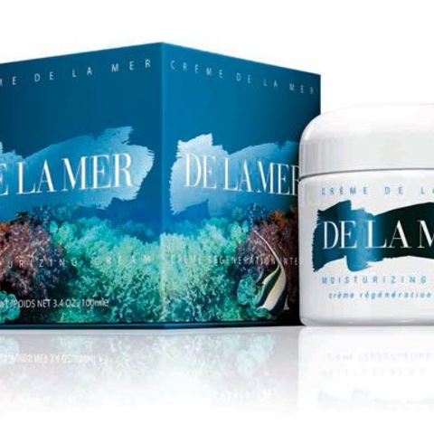 La Mer goes blue for World Oceans Day