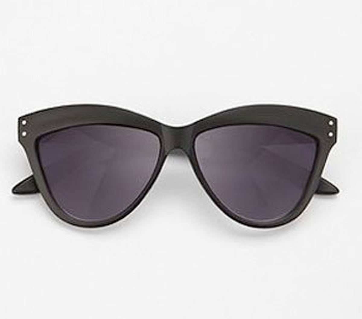 Daily steal: Cat-eye sunglasses, $16