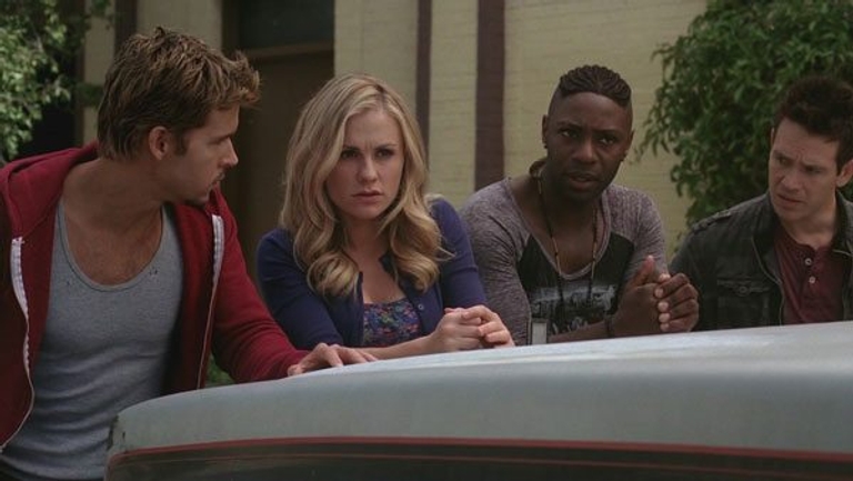 True Blood recap: We take wardrobe cues from Sookie and Hoyt's heartbreak attire, Tara's prisoner garb and Arlene's intervention wrap