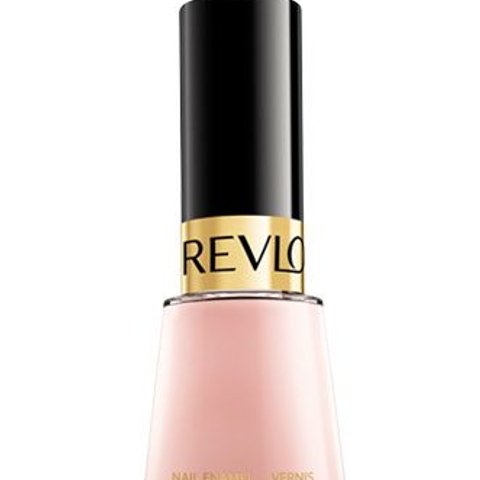 Afternoon beauty fix: How to wear pastels without looking like you stepped out of a time machine