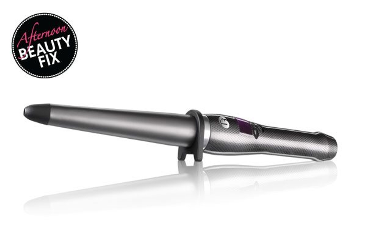 Afternoon beauty fix: Get Taylor Swift-worthy flatiron curls