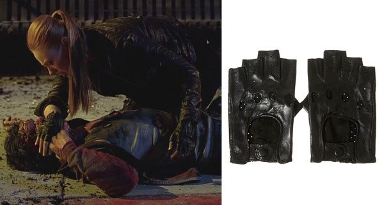 sept6-truebloodep11-3 True Blood recap: We take wardrobe cues from Jessica's fingerless gloves, Bill's executioner jacket, and Sookie's bloodless mohair sweater