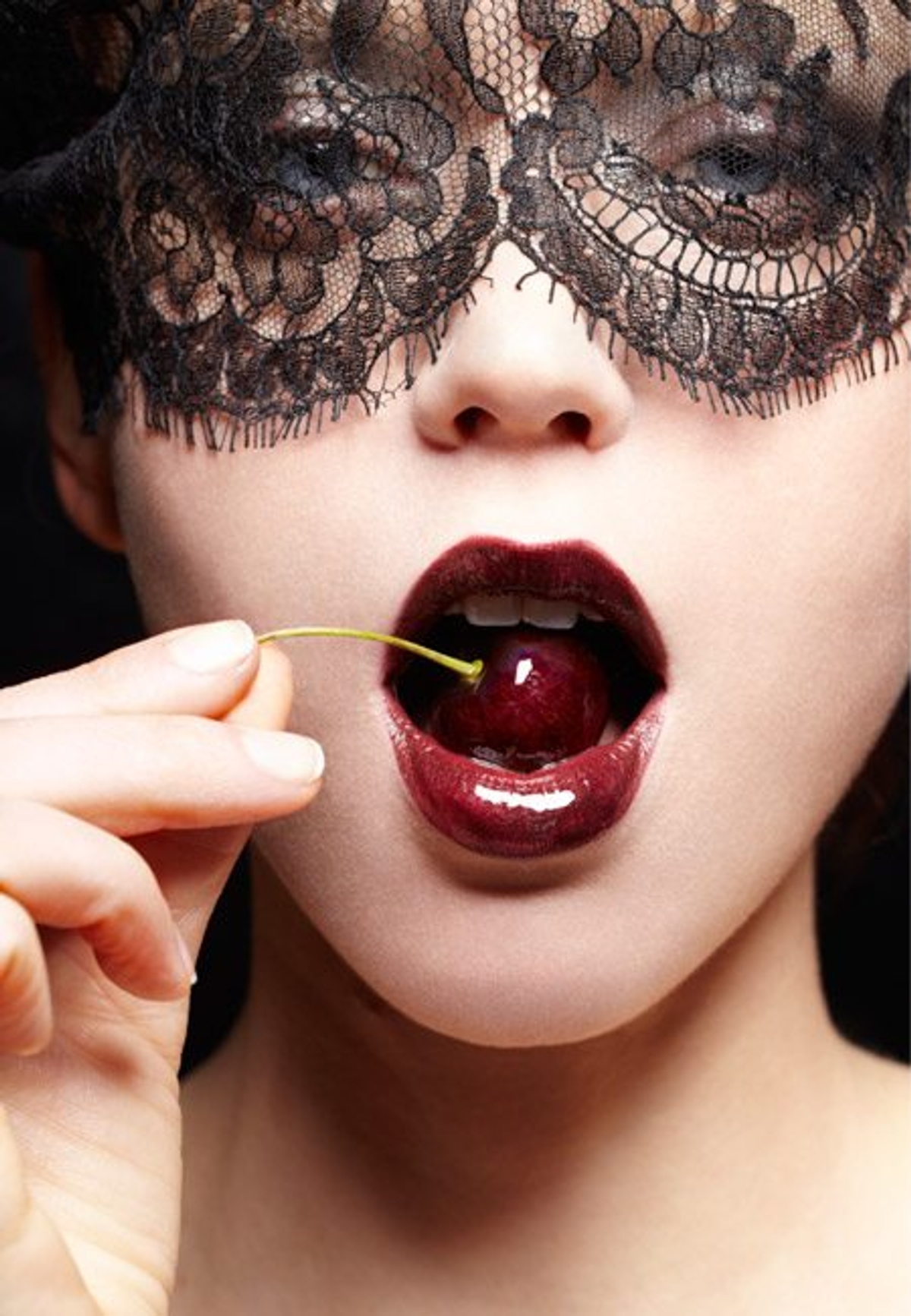 Strict compulsive obsessive controlled beauty