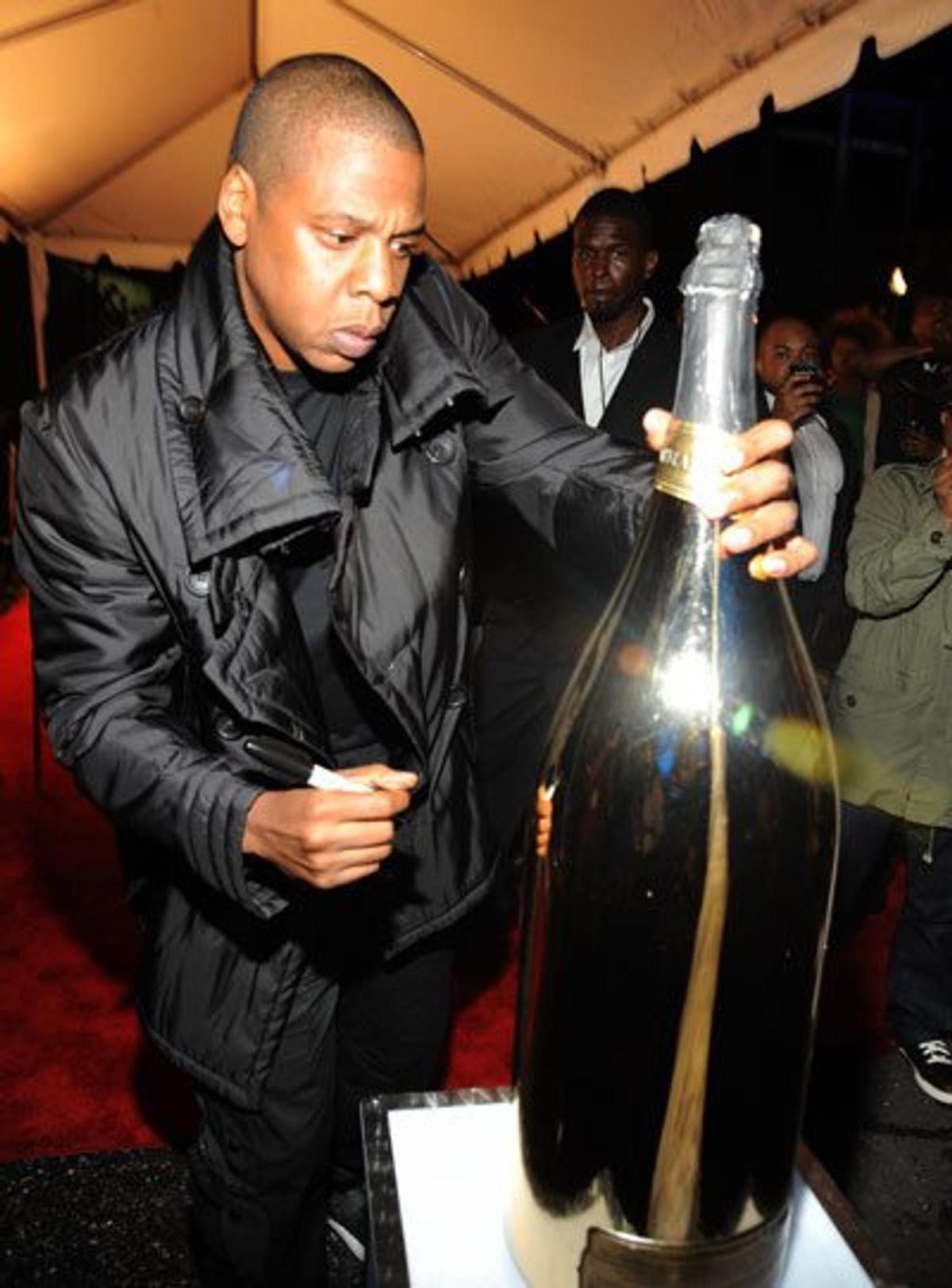 They said/We said: Jay-Z's Rocawear uses Occupy Wall Street to sell T-shirts