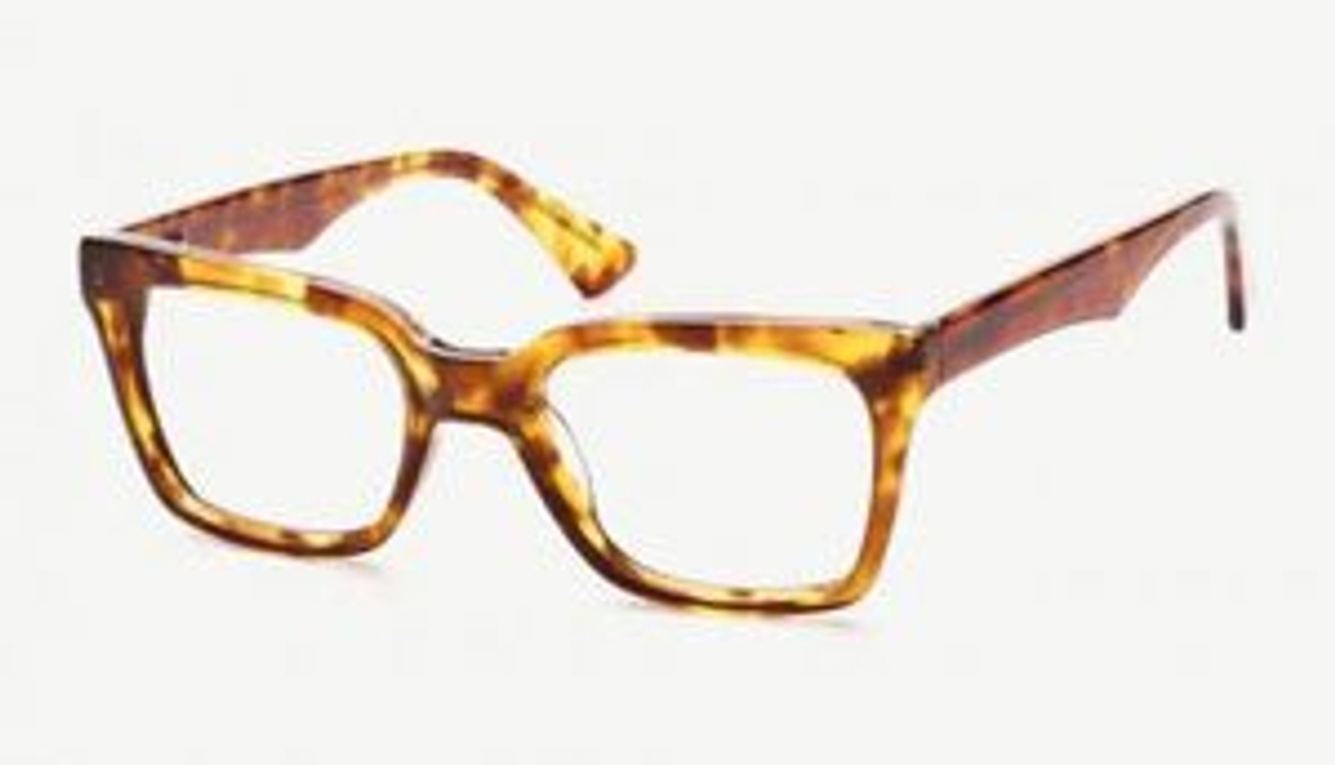 Daily steal: Tortoiseshell glasses, $99