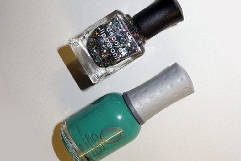 Nail Corner: A handful of holiday manicures including candy stripes, Hanukkah toys, and Christmas trees!