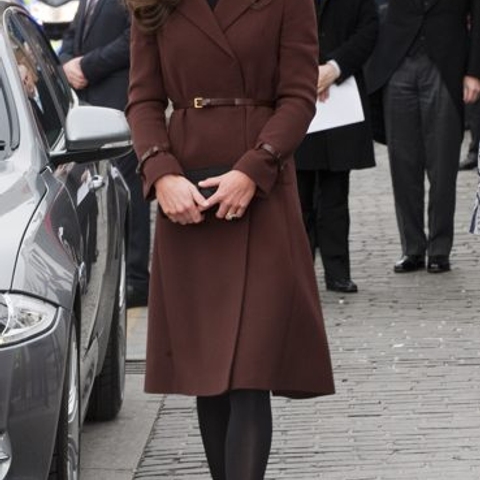 Kate Middleton spends Valentine's Day alone, surrounded by her adoring fans