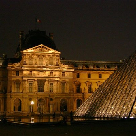 Salvatore Ferragamo partners with the Louvre to produce an upcoming da Vinci exhibit, and will be the first house allowed to show inside!