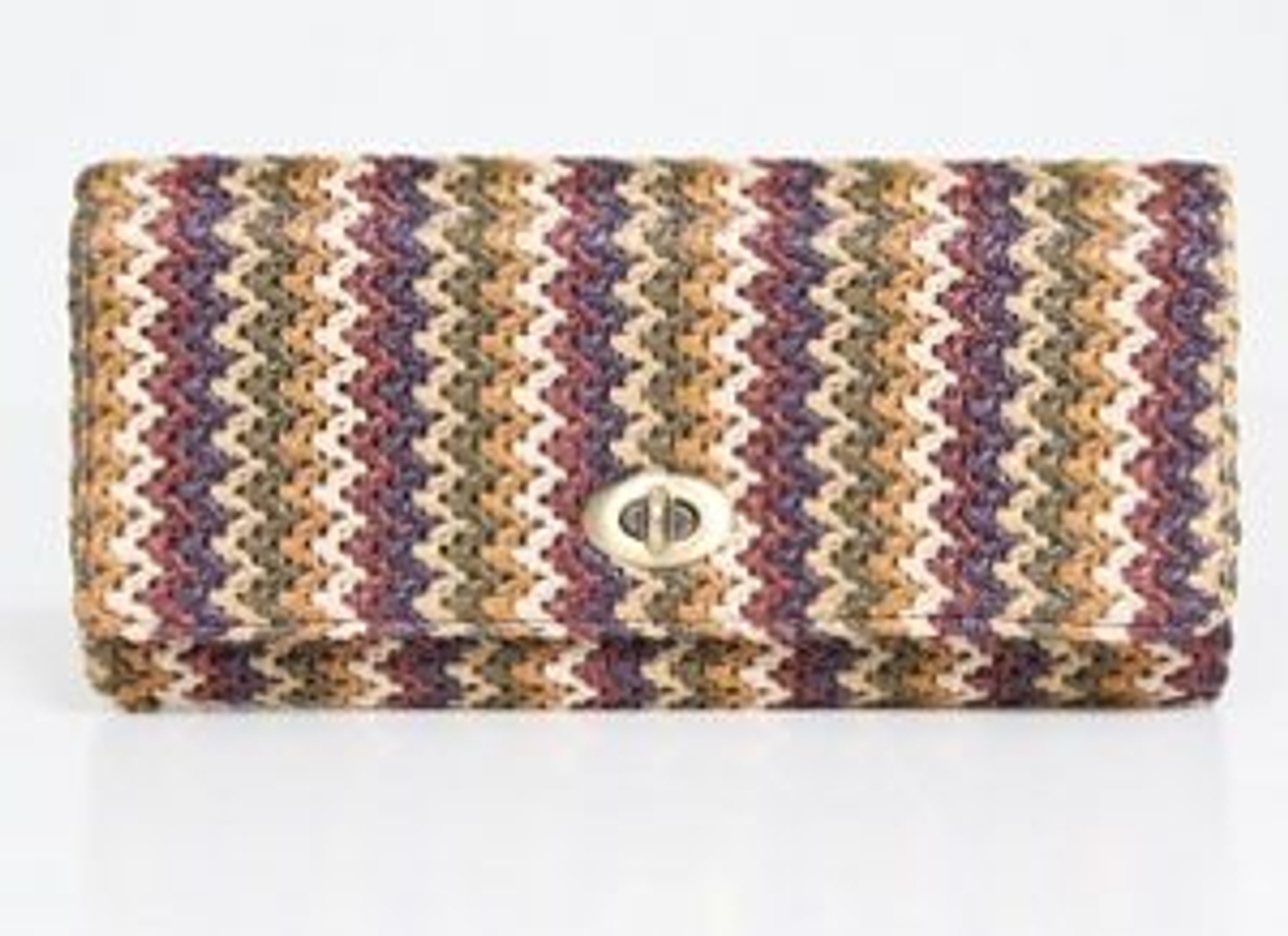 Daily steal: Diamond woven clutch, $40