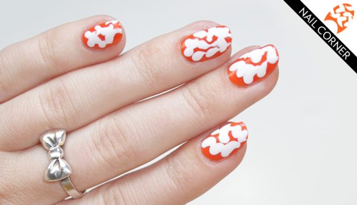 Nail Corner: A Pink Tartan-inspired frothy orange crush manicure