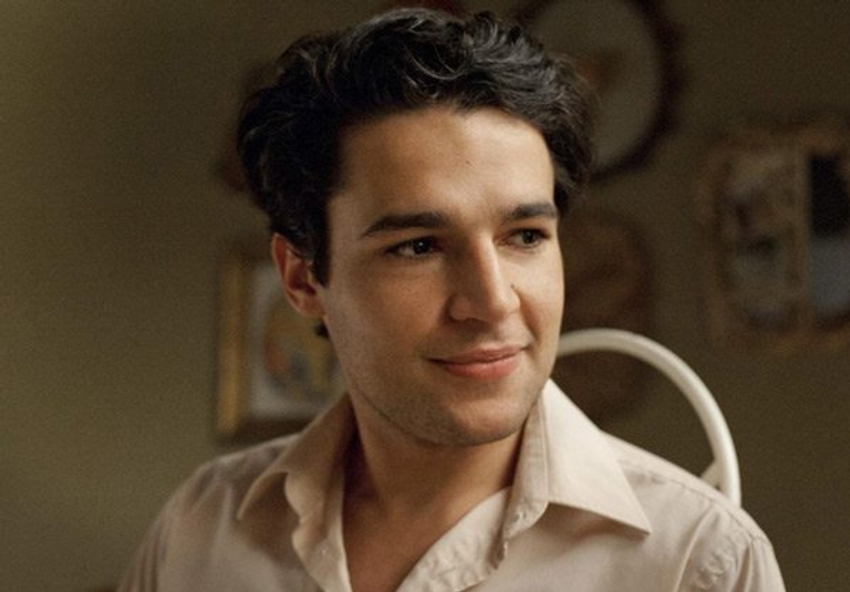 Girls Recap: We discuss the quirk (and irk)-filled pilot of HBO's most buzzed-about show