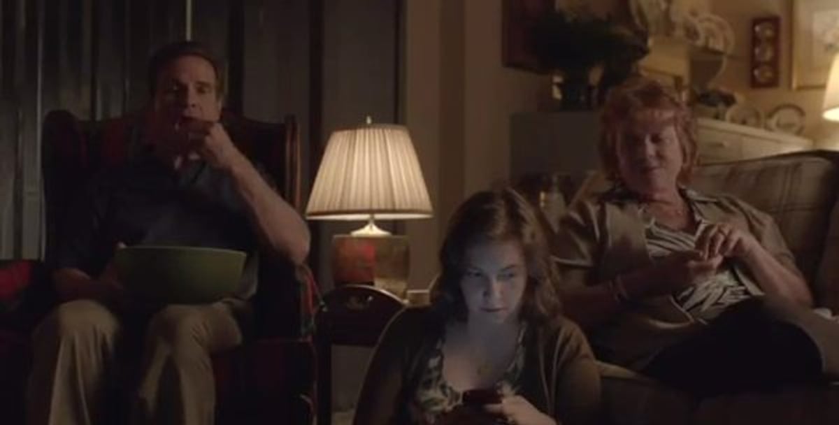 Girls Recap: Hannah heads home to Michigan to ditch her parents, date a pharmacist and blame everyone else for her boredom