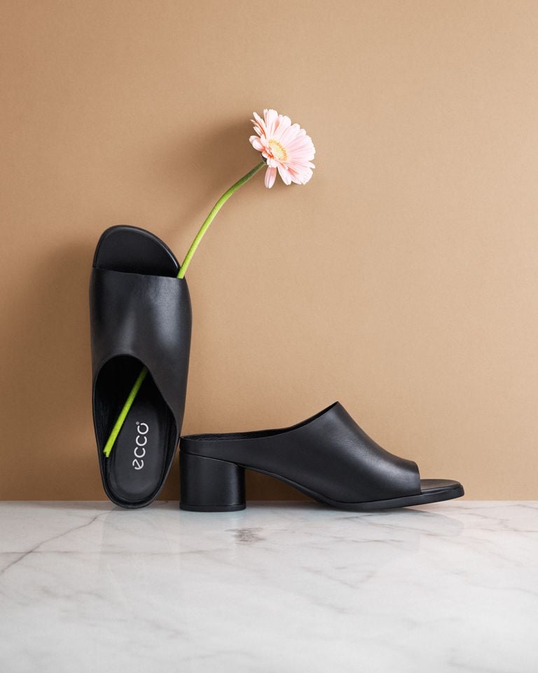 The 5 Best Shoe Trends to Wear This Spring, According to FASHION Editors