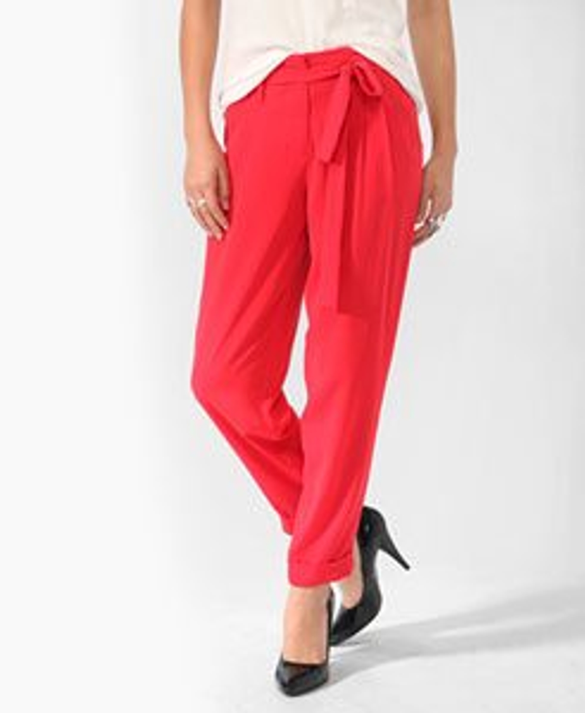 Daily Steal: Red cropped pants, $24