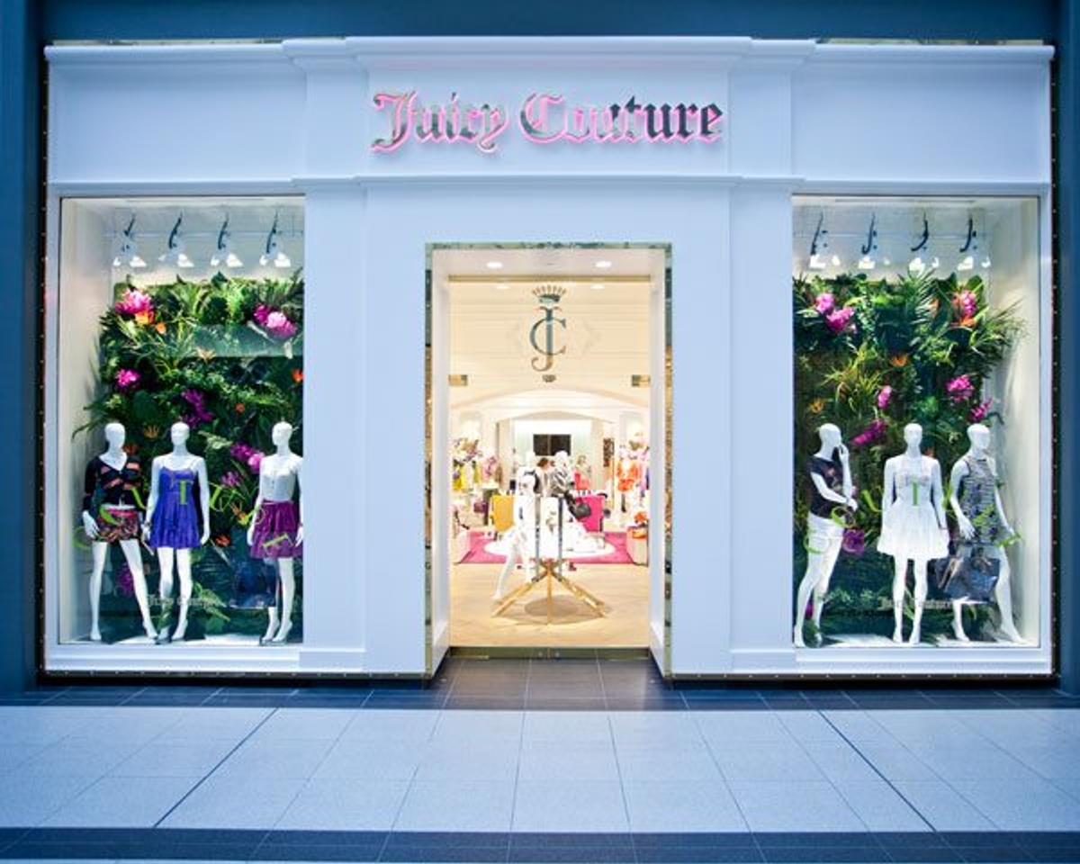 Exciting! Juicy Couture's 5th Canadian store at Toronto's Eaton Centre is the 1st to carry the brand's luxe line, Bird