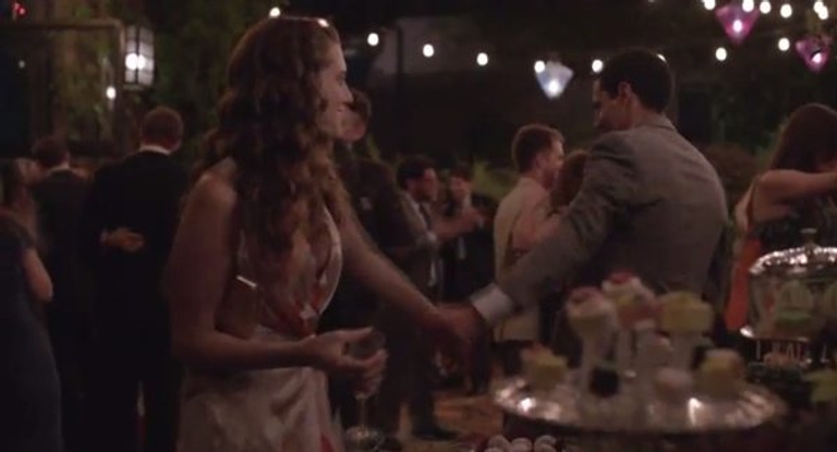 Girls Recap: Marnie moves out, Shoshanna loses her v-card and that's one plot twist we didn't see coming in the season finale!