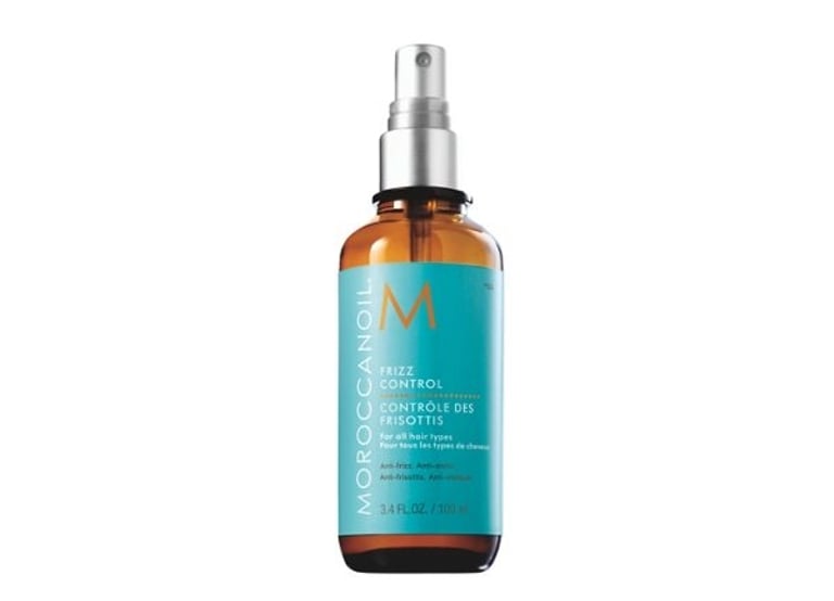 Beauty Fix: Vacation time! Keep dyed hair safe in chlorine, what to pack for the cottage and how to look flawless after a long plane ride
