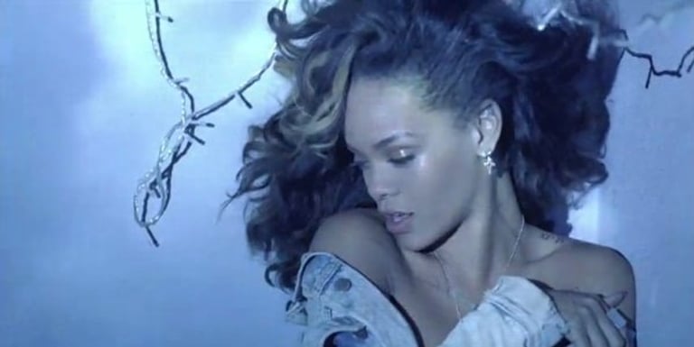 Where have you been, summer bod? Celeb trainer Harley Pasternak helps you find it with Rihanna’s go-to workout