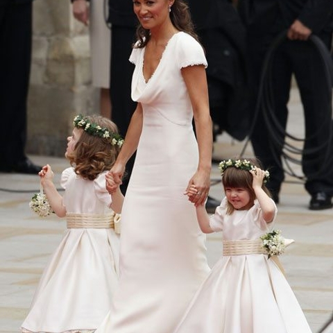 Karl Lagerfeld has somehow found fault with Pippa Middleton's face