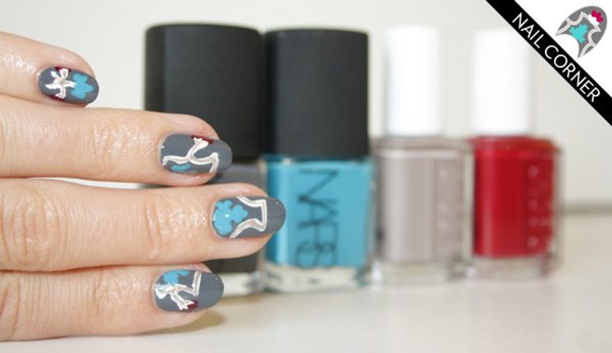 Nail Corner: A twisted vine manicure inspired by Peter Som Resort 2013
